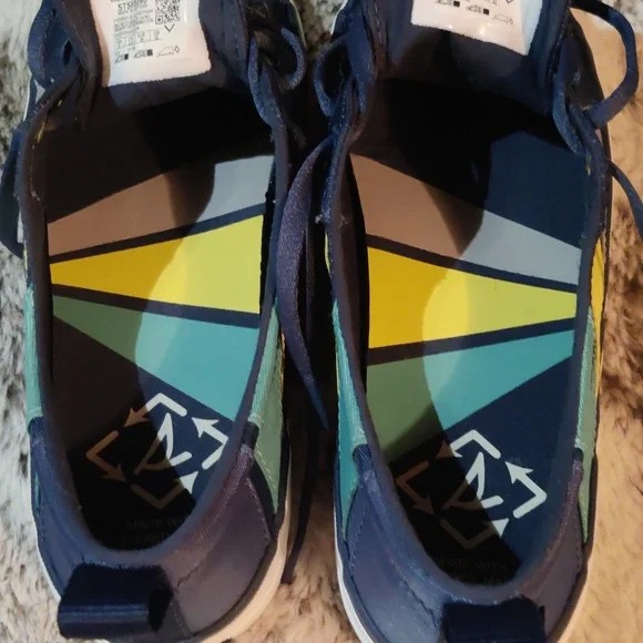 Sperry Crest Vibe Bionic Sneakers - Picture 7 of 8